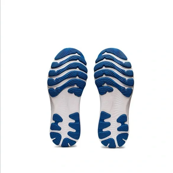 ASICS Women's Navy and Light Pink Athletic Shoes - NEW and never been used - Picture 5 of 8